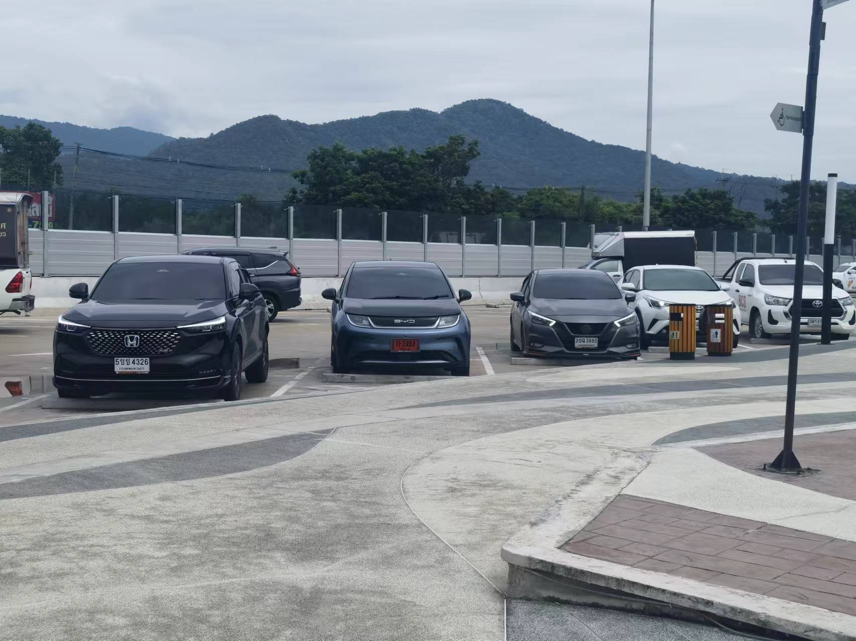 抢滩“亚洲底特律”!中日汽车在泰国打响出海之战