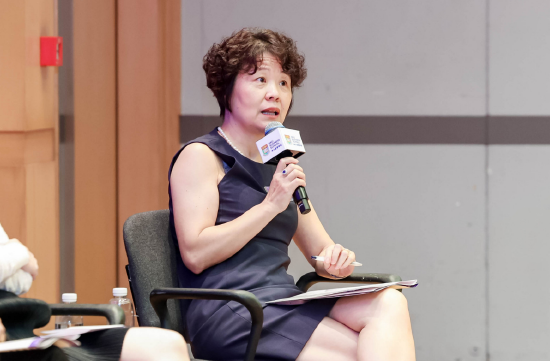 建银国际崔历:上半年服务业复苏比较慢,影响收入和就业